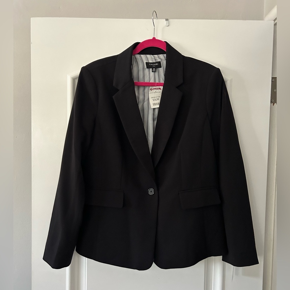 Tahari Black Blazer